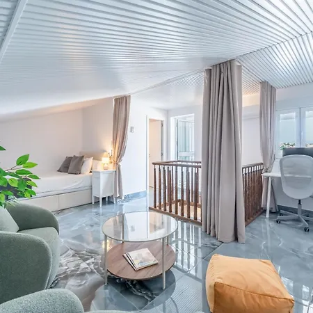 Vt Montemar 3br Duplex With Views